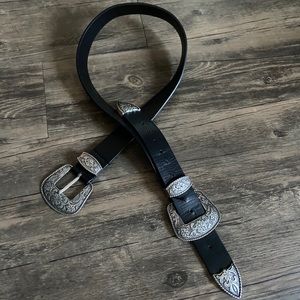 Black waist belt